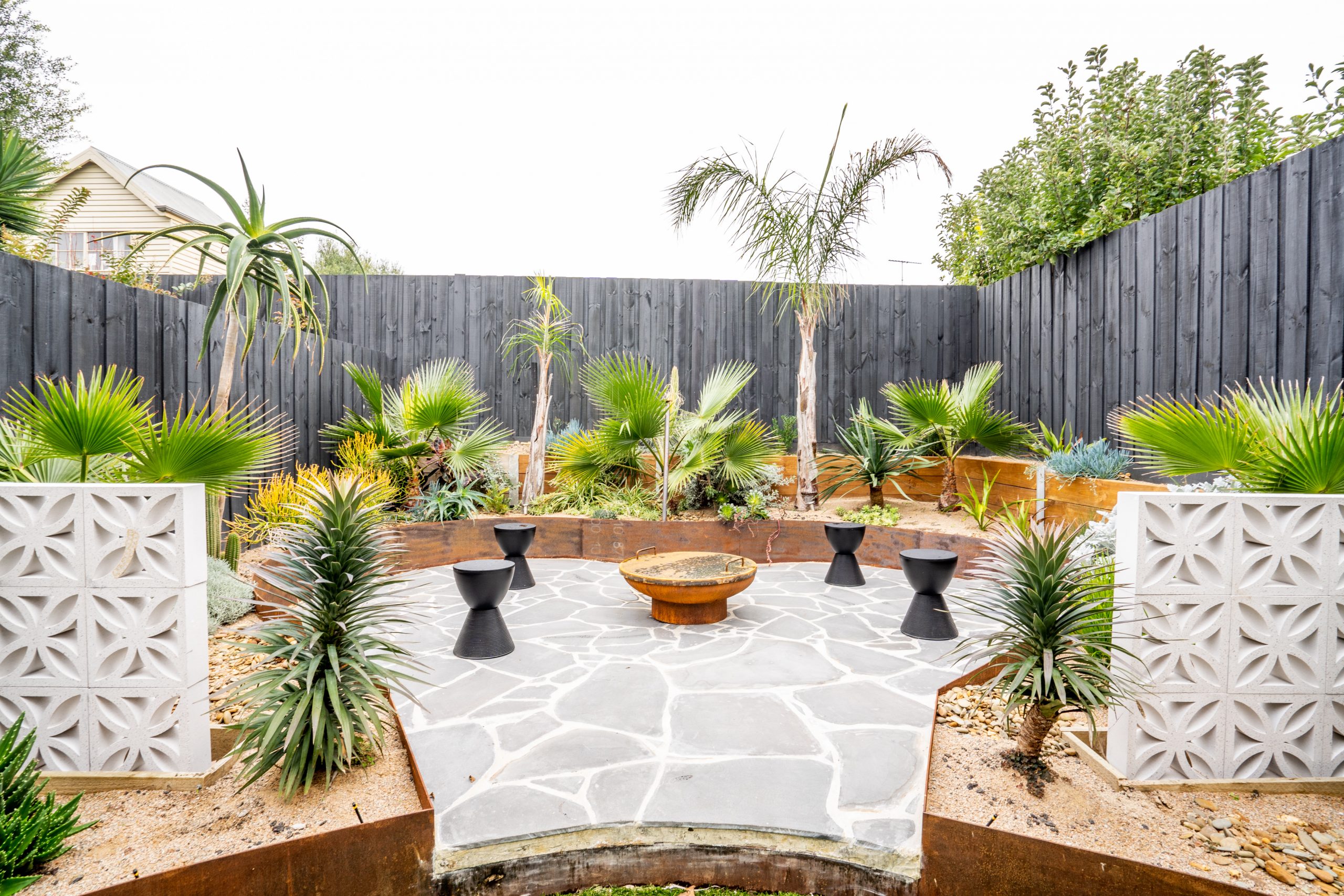 BACKYARD (22)